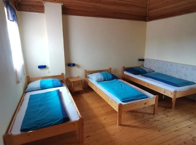 아파트 Anno 2000 *